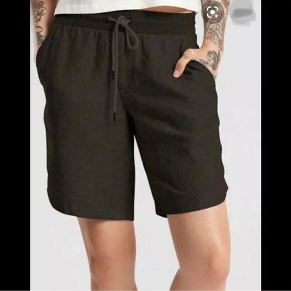 Athleta Bali Linen Bermuda Olive Green Shorts 6 - Picture 1 of 4